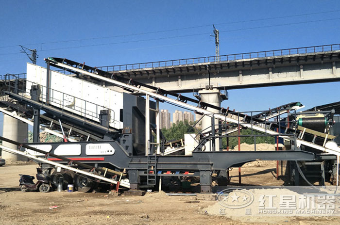 振動篩沙機還是可移動的好，流動作業(yè)隨時轉(zhuǎn)場