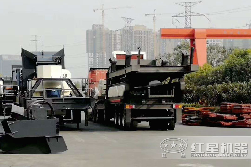 兩臺(tái)流動(dòng)制砂機(jī)再發(fā)貨 兩臺(tái)流動(dòng)制砂機(jī)再發(fā)貨