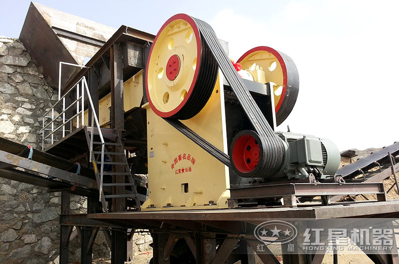 顎式破碎機械，固定的好還是移動的好