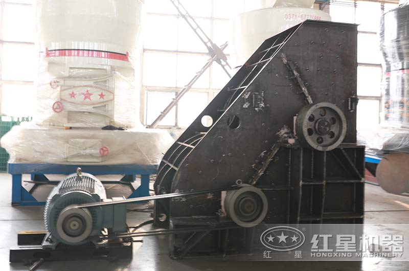 破碎赤泥可以用雙級(jí)破碎機(jī)嗎？有沒(méi)有時(shí)產(chǎn)35t的雙級(jí)破碎機(jī)