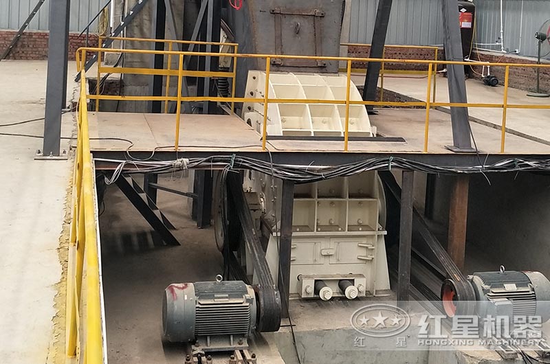 制砂機能處理濕料嗎？制砂設(shè)備有移動式的嗎？