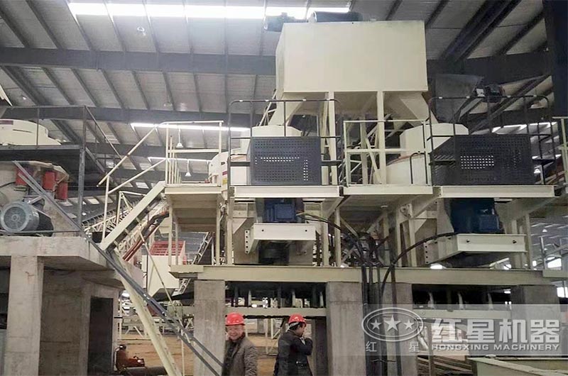 VSI環(huán)保型制砂機(jī)現(xiàn)場(chǎng) VSI環(huán)保型制砂機(jī)現(xiàn)場(chǎng)