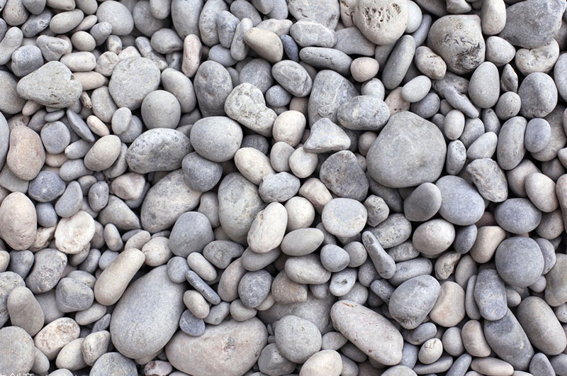 沖擊破能破卵石嗎？1小時(shí)產(chǎn)量多少噸？