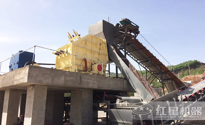 想買一臺破碎礦石的1315反擊破，多少錢？廠家給送貨嗎？