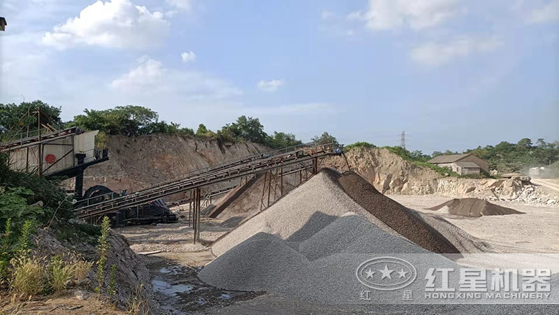 生產(chǎn)機(jī)制砂、機(jī)制砂石子現(xiàn)場