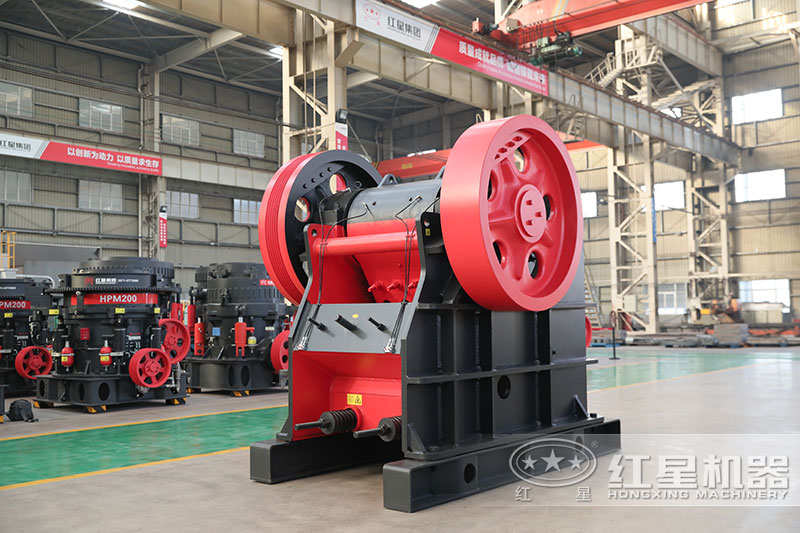 大塊石頭破碎機(jī)一天能碎多少噸石子？有幾種類型？價(jià)格多少