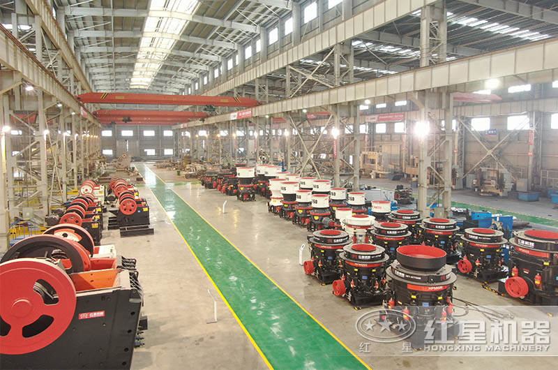 紅星破碎機生產(chǎn)車間 紅星破碎機生產(chǎn)車間